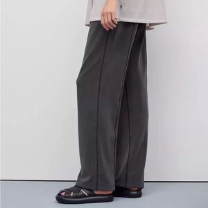 NEW Lululemon Softstreme High-Rise Pant Regular-Color: black Size 6 NWT